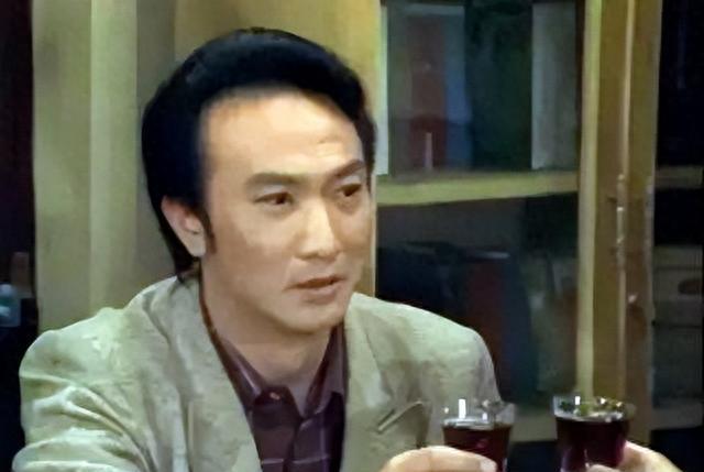 鄭乾龍，演技、影響力與公眾形象的探究